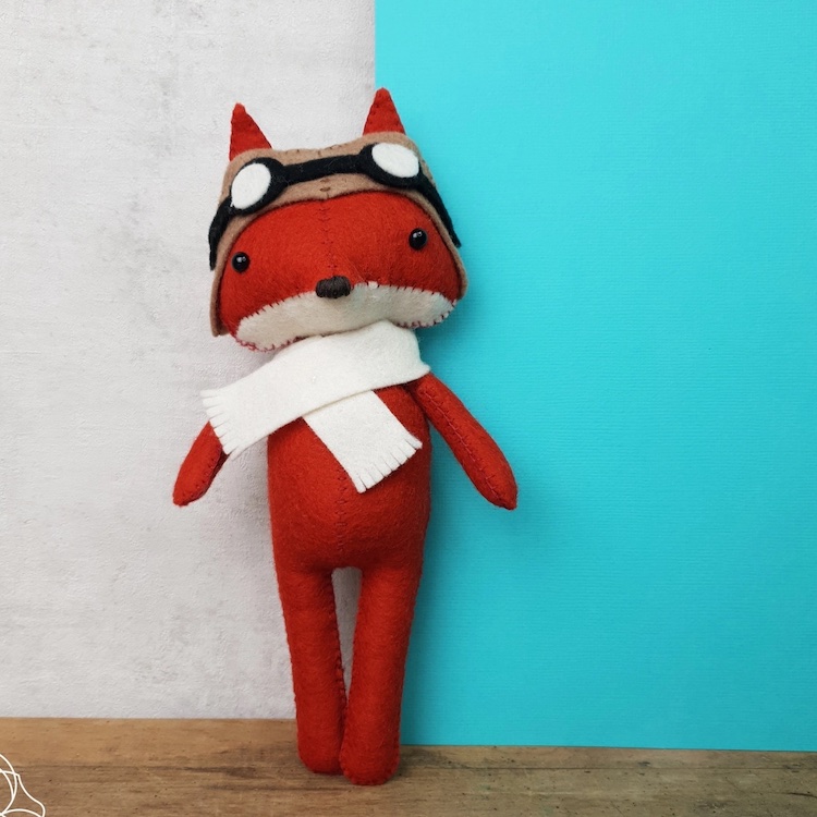 Fedde Fox Wool Felt Sewing Kit by Hardicraft