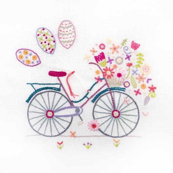 Embroidery Kit - Bicycle  by Un Chat dans L'aiguille
