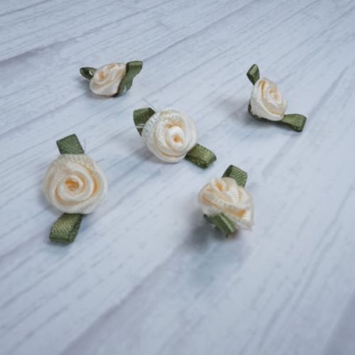 10mm Cream Satin Roses