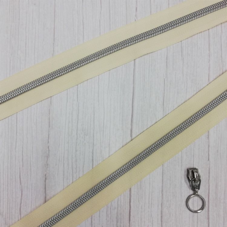 No 5 Cream Zipper with Silver Coil - Sold by the Metre