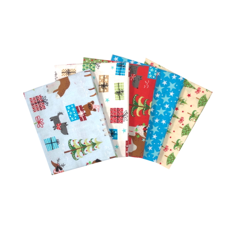 Quilting Fabric - Fat Quarter Bundle - Doggie Christmas by the Bee Fabric Company D1057-00