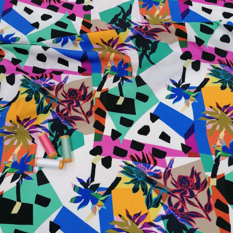 REMNANT - 1.65m - Polyester Deadstock Fabric - Bright Print Royal