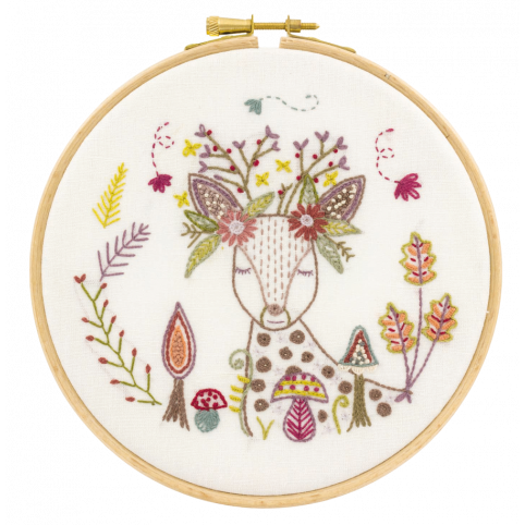 Embroidery Kit - Deer by Un Chat dans L'aiguille