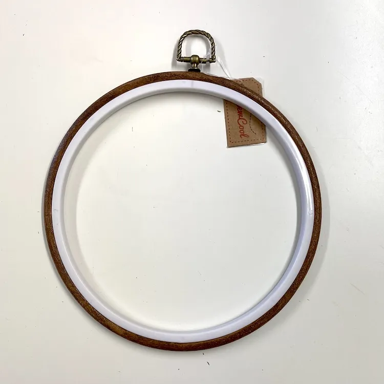 Embroidery Hoop and Frame - Wood Effect Plastic with Hanger in 7.5 Inch / 19.5 cm