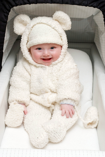 Snowflake Chunky Bear Suit Knitting Pattern by Sirdar - 1774 - Quilt ...