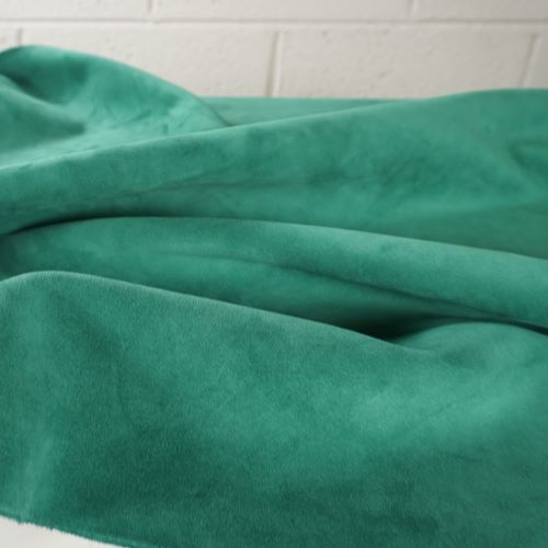 Suede - 1.6mm - Green Flag Colour 402 